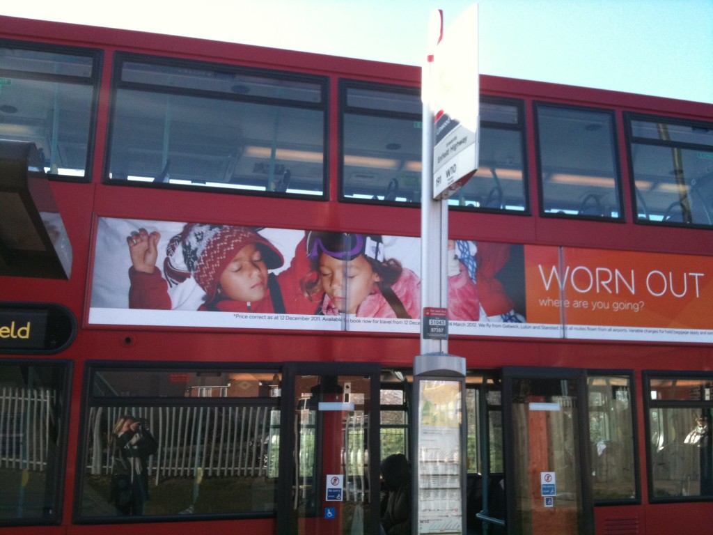 EASY JET BUS